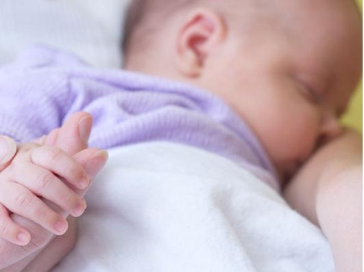 Kisbabák megfázásának kezelése homeopátiával