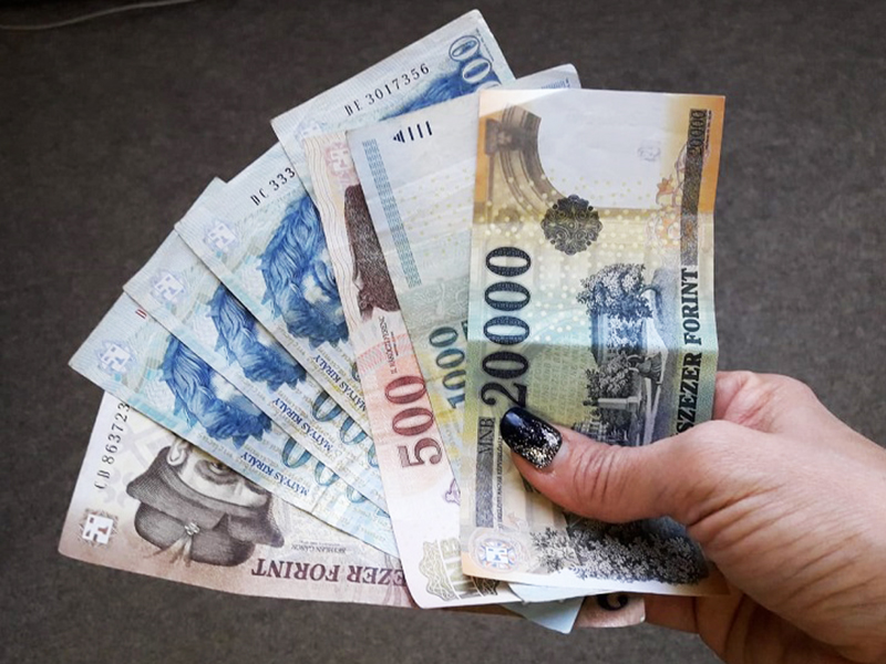 Húsvéti támogatás 2023: Így juthatsz plusz pénzhez vagy élelmiszercsomaghoz még húsvét előtt