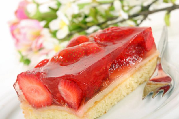 Vaníliakrémes epres gyümölcstorta recept - Így készítik a profi cukrászok!