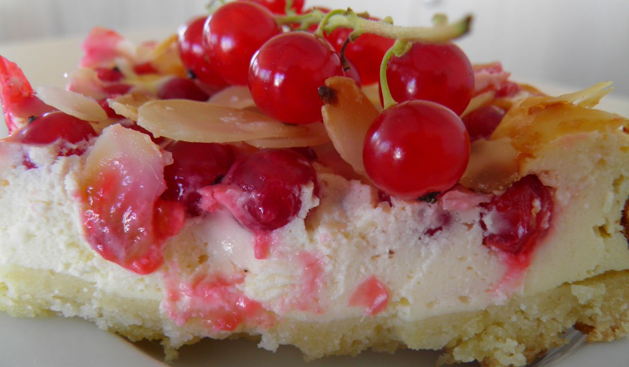 Ribizlis mascarponés szelet - Igazi nyári sütemény édesszájúaknak