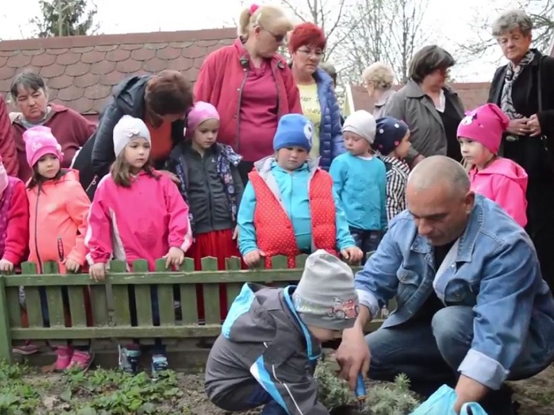 Nagyszülők napja az óvodában - szuper hagyomány, méghozzá itt Magyarországon