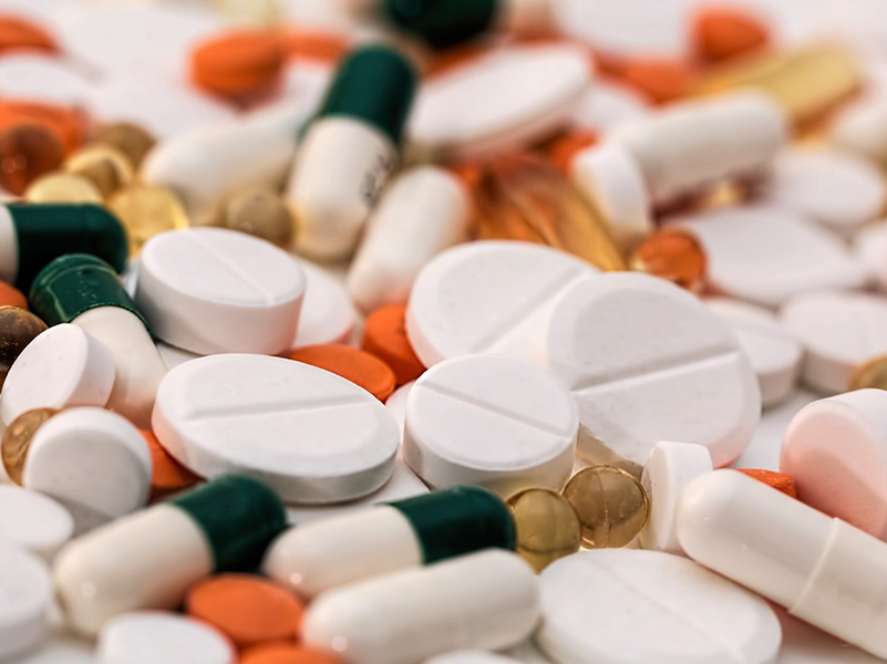 A Semmelweis Egyetem nevével visszaélve árulnak gyógyszert különféle betegségekre - Mire figyelj, ha gyógyszert vásárolsz?