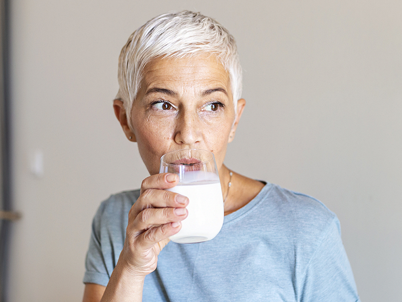Menopauza tünetei ellen: Mit egyél és igyál, hogy enyhítsd a menopauza kellemetlen velejáróit? - Dietetikus ajánlása