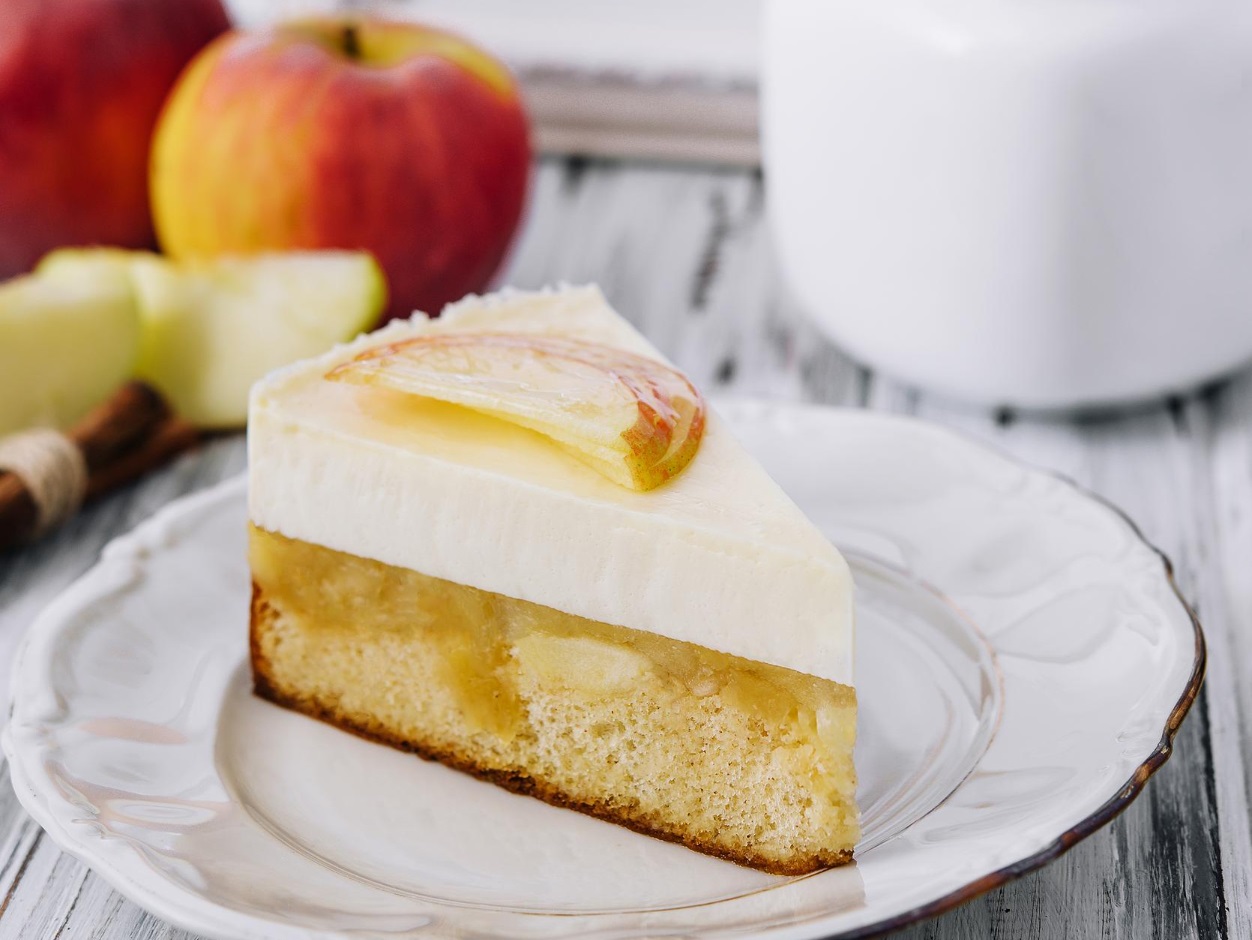 A legfinomabb almás süti: villámgyors almás-habos krémes - Lepd meg vele a családot hétvégén!